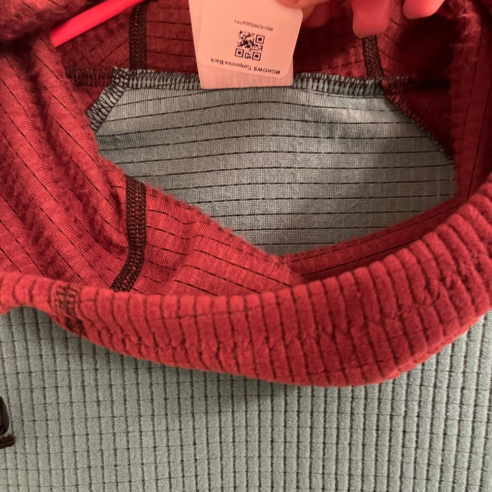 Women’s Melanzana Grid Fleece Pullover - Picture 3 of 4